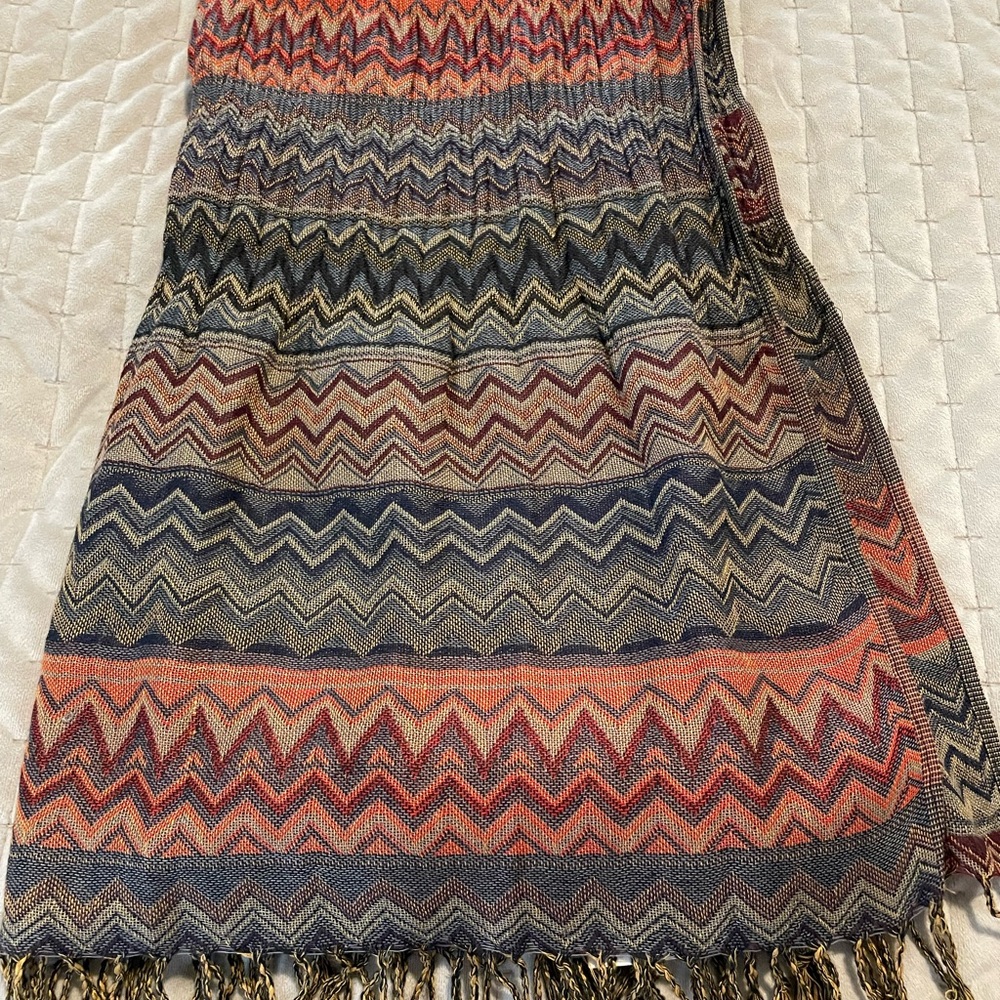 Multicolor Chevron Pattern Scarf